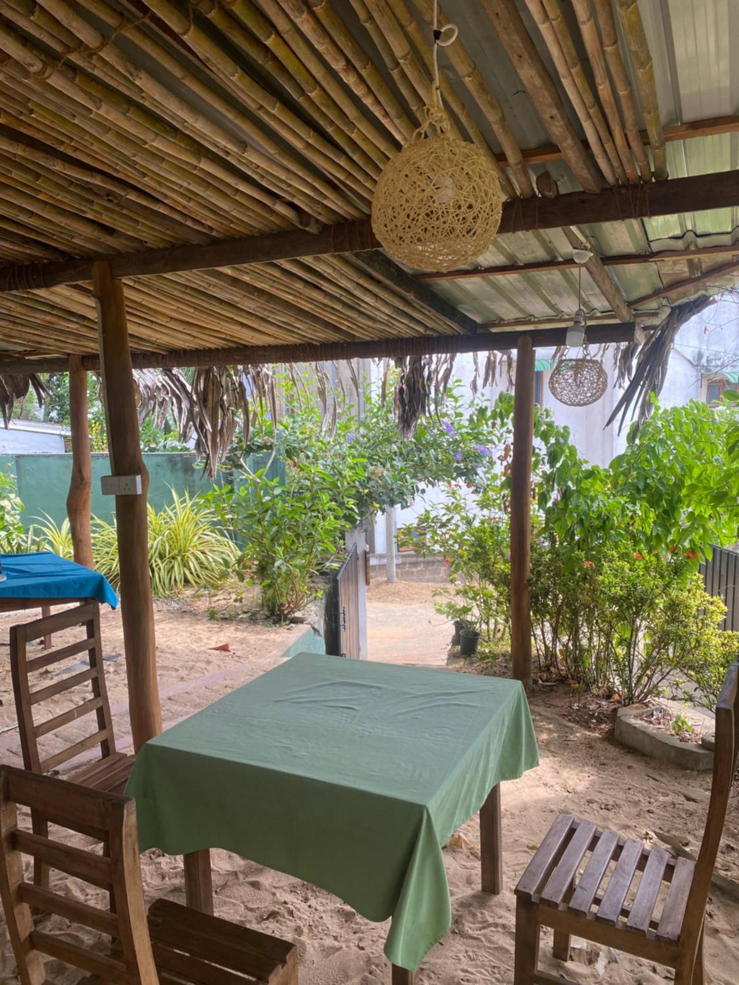 Ananda Home Stay And Restaurant 坦加拉 外观 照片